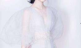 李沁最新爆料火了吗,人气飙升再登热搜